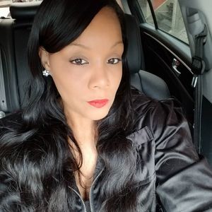 Meet your Posher, Sunshine